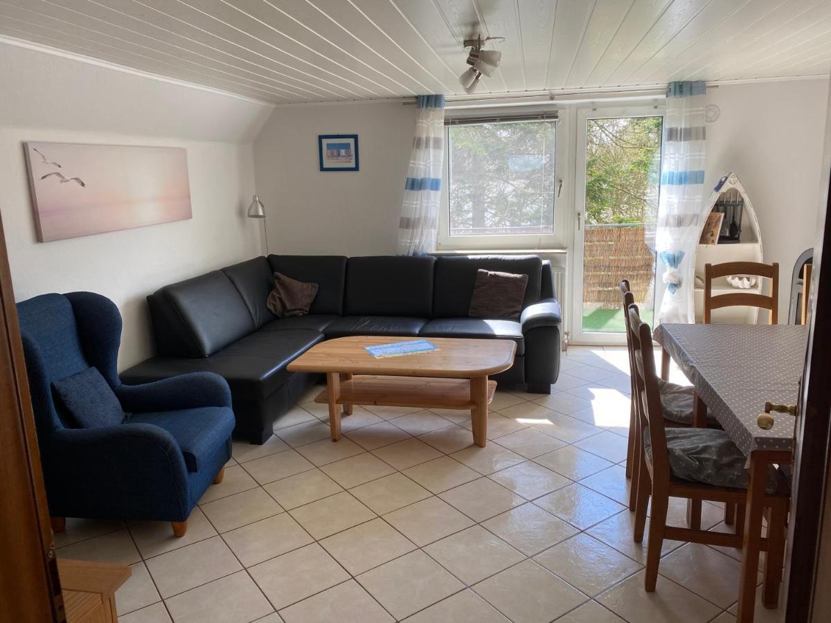 Ostsee-Ferienwohnung-Nautikuss Wangels Exteriör bild