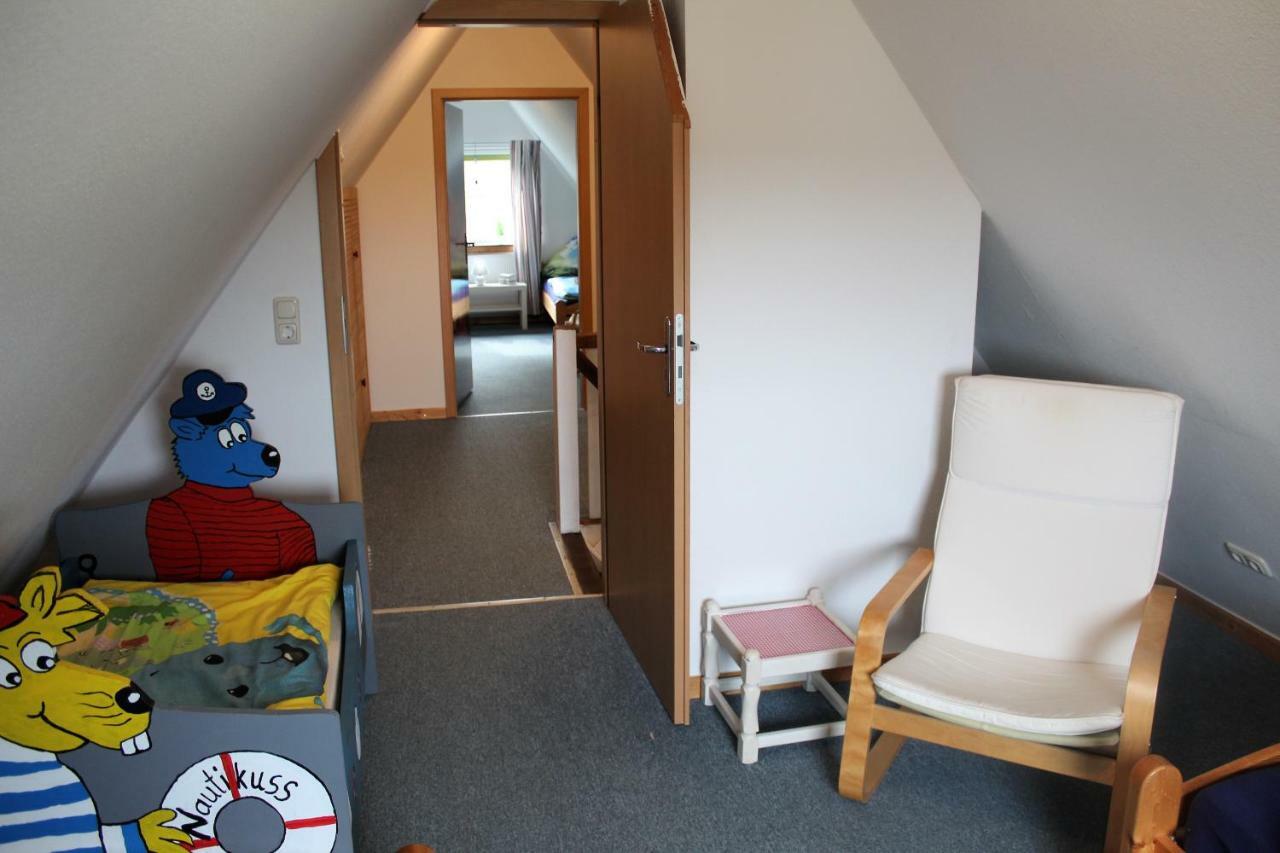Ostsee-Ferienwohnung-Nautikuss Wangels Exteriör bild